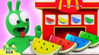 تلعب Pea Pea بآلة بيع البطيخ الملونة | Pea Pea Ara | Cartoon for kids