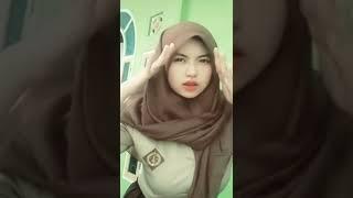 Anak sma jilbab latihan joget ala Korea #shorts