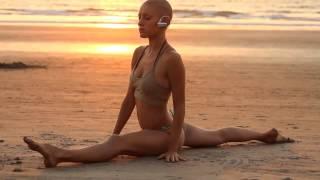 Йога на индийском пляже. Deva Premal