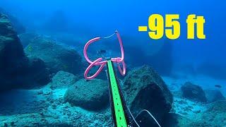 Spearfishing Hawaii Searching the Depths