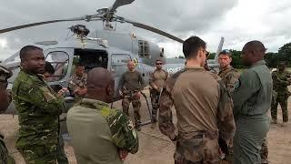 La Côte d’Ivoire et la France exécutent une manœuvre militaire aérienne conjointe à Bouaké