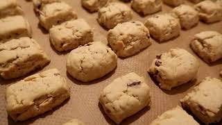 Cookies for holidays / Melting texture perfect for coffee or tea / Almonds and nuts 