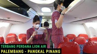 Terbang Perdana Lion Air Palembang - Pangkal Pinang, Intip Persiapan dalam Pesawat Sebelum Boarding