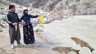 Ruhollah and Afsana and children go by the river and catch fish by Ruhollah‍️‍️‍️