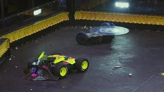 HyperShock vs Valkyrie - Battlebots Season 4 Episode 1 - Bots Fan