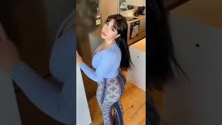 ameliasocurvy onlyfans twerk(1)