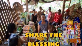 SHARE THE BLESSING sa mga kumparihan