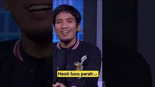 Lupa matiin mic, suara k3ntut hesti terdngar  sampai studio #shorts #tonightshow #vindes #hesti