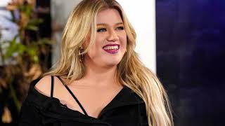 Kelly Clarkson Brings The House Down With.. || Baking News || Jaxcey N24