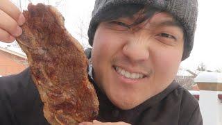 Cooking quick kbbq Galbi (Beef short ribs) out in the freezing cold