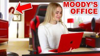 I BROKE Into MOODY'S REAL LIFE OFFICE And HACKED Her Roblox Account!