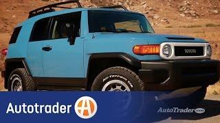 2014 Toyota FJ Cruiser | 5 Reasons to Buy | Autotrader