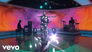 Lauren Spencer Smith - Fingers Crossed (Live On The Today Show / 2022)