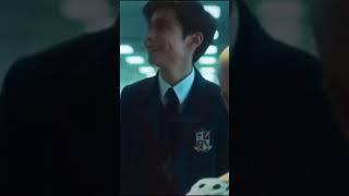 Hermosa transición Tik Tok de Aidan Gallagher 