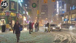 First Big Winter Snowfall This Season | Midtown Toronto Walk (Dec 2024)