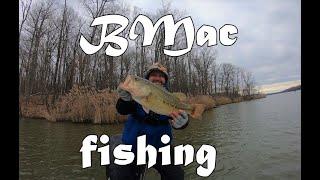 B Mac fishing  catch the Big One on Newton Lake