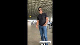 Sonu Sood with full Swag Mood 