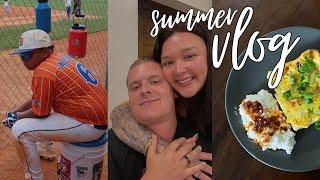 FLORIDA VLOG: BASEBALL CHAMPIONSHIP GAME, TRAVEL WITH US, AND BEING AN AUNT!