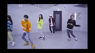 Aizat Amdan & Hanin Dhiya - Ku Mau but with Korean choreography (short ver)