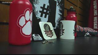 Howard High School opens student-run 'Howling Huskie' coffee shop