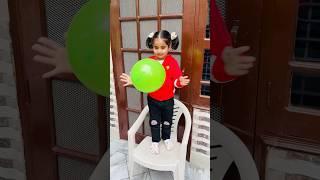 Anaya Ka Balloon Dekho Kahan-Kahan Ja Raha Hai 