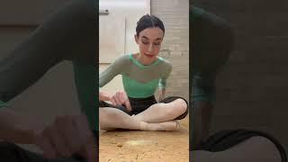 Pointe Shoe Rosin ASMR #ballet #dancer #shorts #biancascaglione