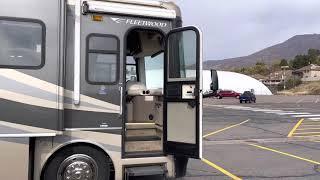 2005 Fleetwood Expedition 38N Walk Around