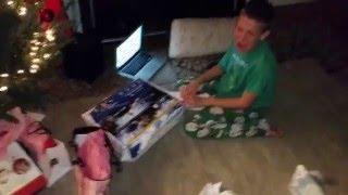 Реакция ребенка на подарок/Kid React to Present PS 4