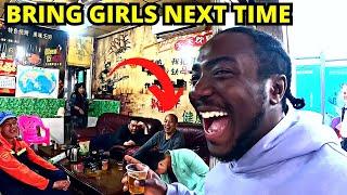 CHINESE REACT TO A BLACKMAN SPEAKING CHINESE LANGUAGE IN THE STREETS, THIS HAPPENS NEXT...