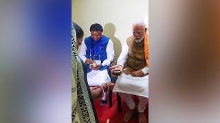 PM Modi's special visit to the home of Nayak family in Bhubaneswar