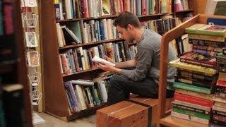 Vlog #21 - Bookstores