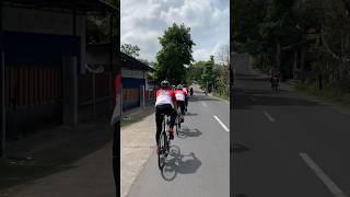 Pusuk KLU penuh cerita || Gowes seru TMG di Lombok  #shorts #viral #ride #cycling #subscribe