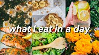 what i eat in a day *quarantine edition*