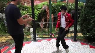 Wippa meets Jason Jackson, Michael Jackson impersonator