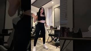 KIMBERLY BAILANDO LA ZONA TIKTOK 2022