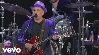 Paul Simon - Slip Slidin' Away (from The Concert in Hyde Park)