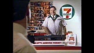 7-11 Big Bite Hot Dog 80s Funny Commercial (1988)