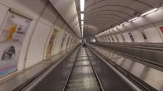 Prague Metro Escalator - Minutt for minutt - Rulletrapp på metroen i Praha