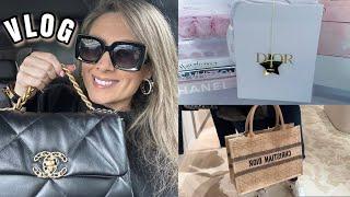 VLOG - STARBUCKS, DIOR UNBOXING, DIOR DEBACLE - NEW ITEM FROM LILLY PULITZER