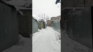 How to falling ice in Kashmir live see