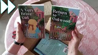 Unboxing Return To Oakwood the sequel to A Very Brave Girl by R. A. Kahn