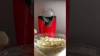 Making popcorn with popcorn maker. 