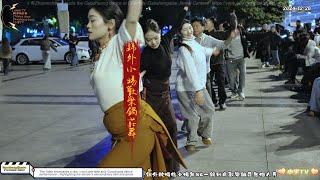 2024年12月28日锦外散场后中国移动广场锅庄舞下集The next part of Guozhuang dance at China Mobile Square after the Jinwai