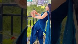 Gat gat pi janga haryanavi song dance #shortsfeed #shortsdance #shorts #dance #viyankasharma #trend