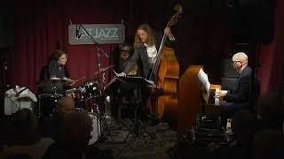 Glory Glory Misfits - Eva Klesse Trio feat. Andreas Lang & Ethan Iverson