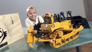 RC Bulldozer BRUDER CAT D11 by GRUMALU Review by JACK(5) OUTDOOR TEST