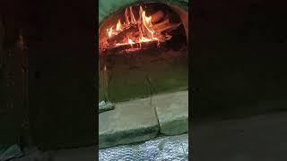 обжиг помпейской уличной печи в помещении pizza oven#печь #помпейскаяпечь#pizzaoven#pizza