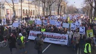 Планы запретить никаб в Австрии вызвали протест мусульманской общины