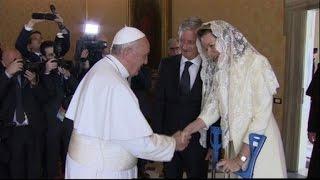 Reina de Bélgica visita al Papa