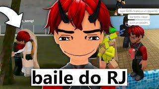 o baile do RJ do roblox é estranho